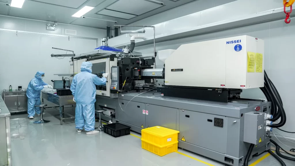 ISO Class 7 cleanroom