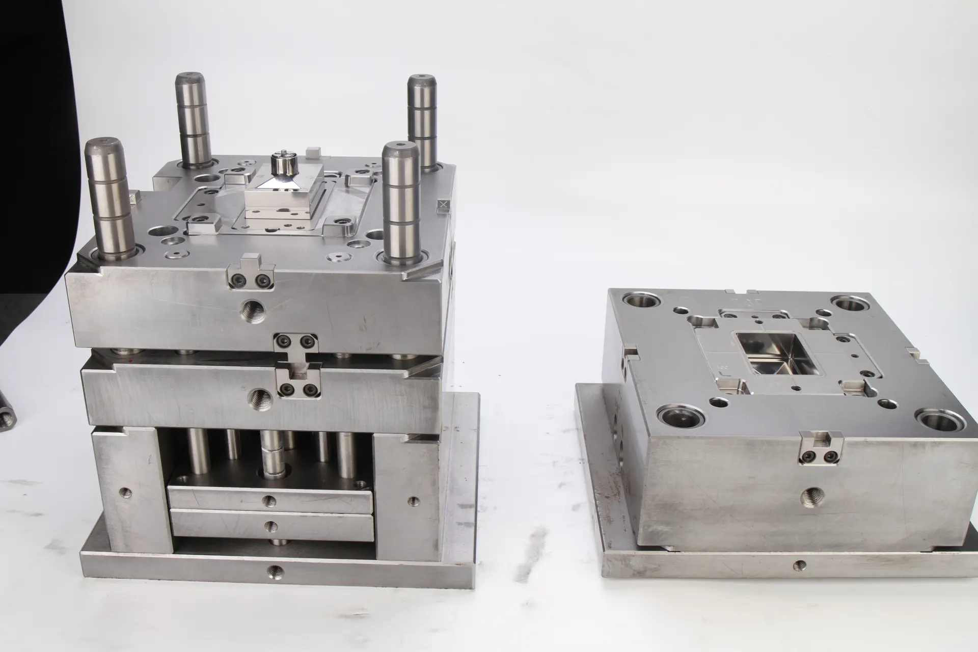 LSR injection mold